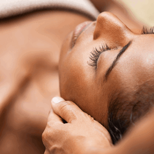 DiamondGlow Facial